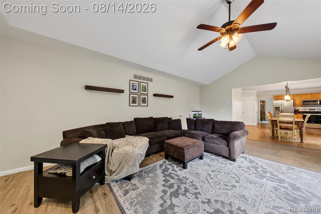 1613 Oak Squire Court Property Photo 24