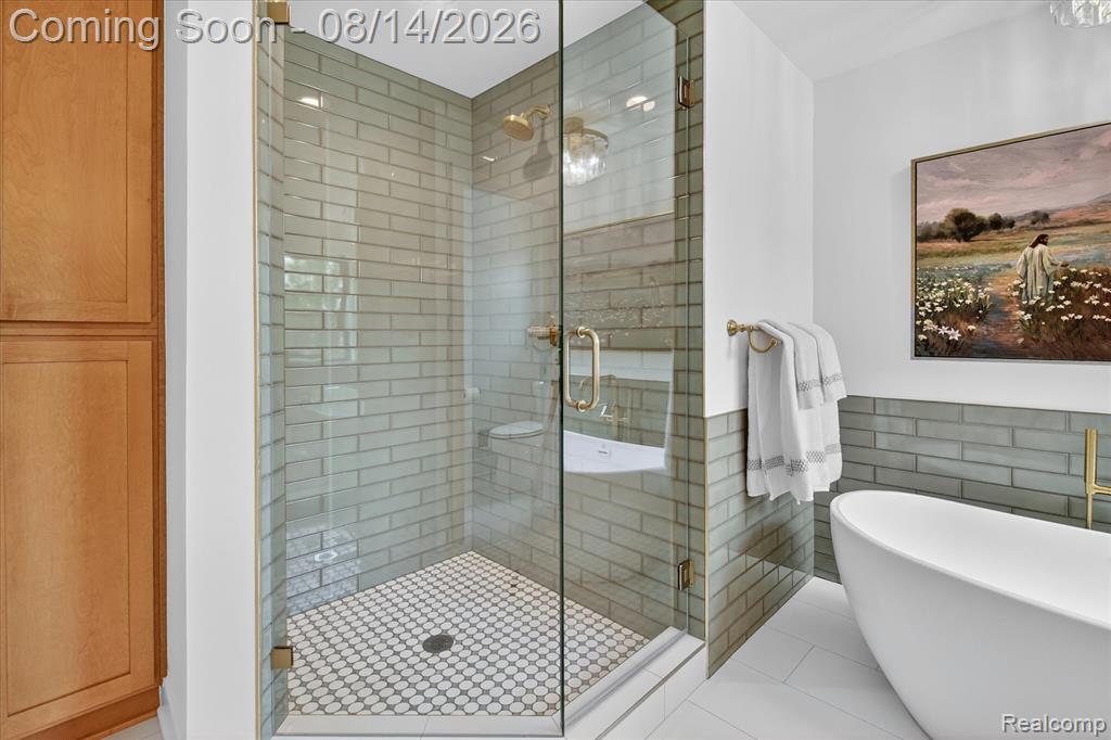 9295 Elmhurst Avenue Property Photo 26