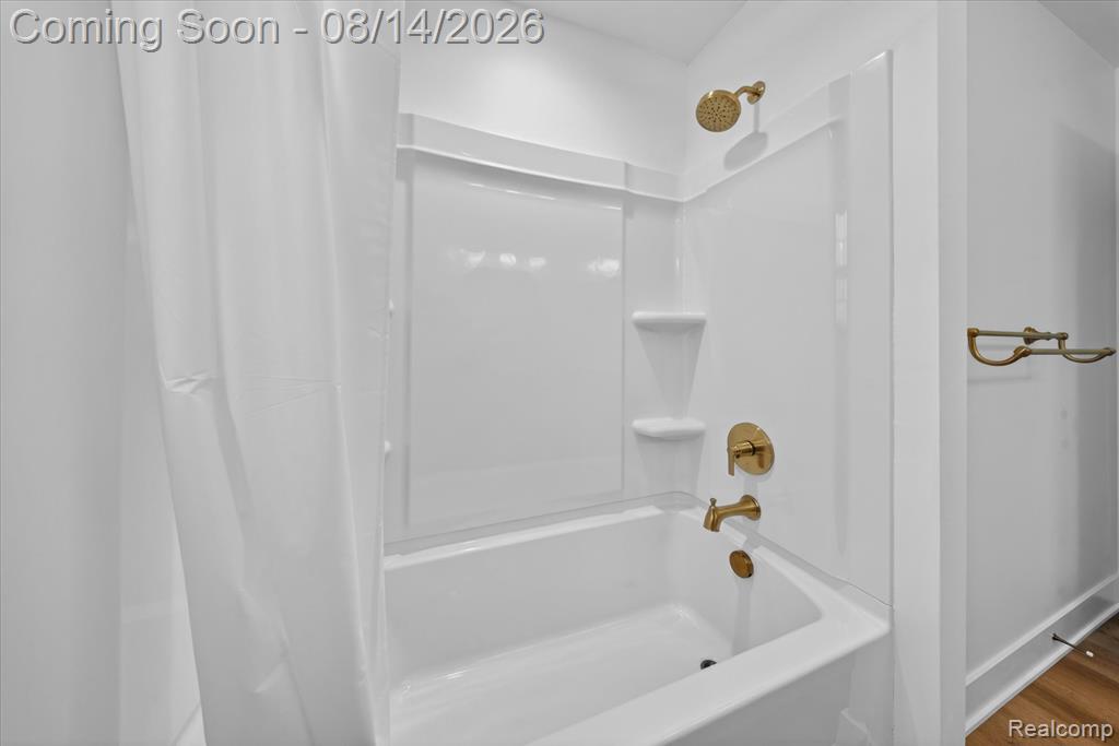 9295 Elmhurst Avenue Property Photo 33