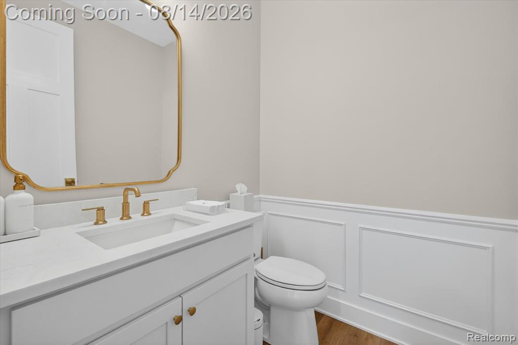 9295 Elmhurst Avenue Property Photo 38
