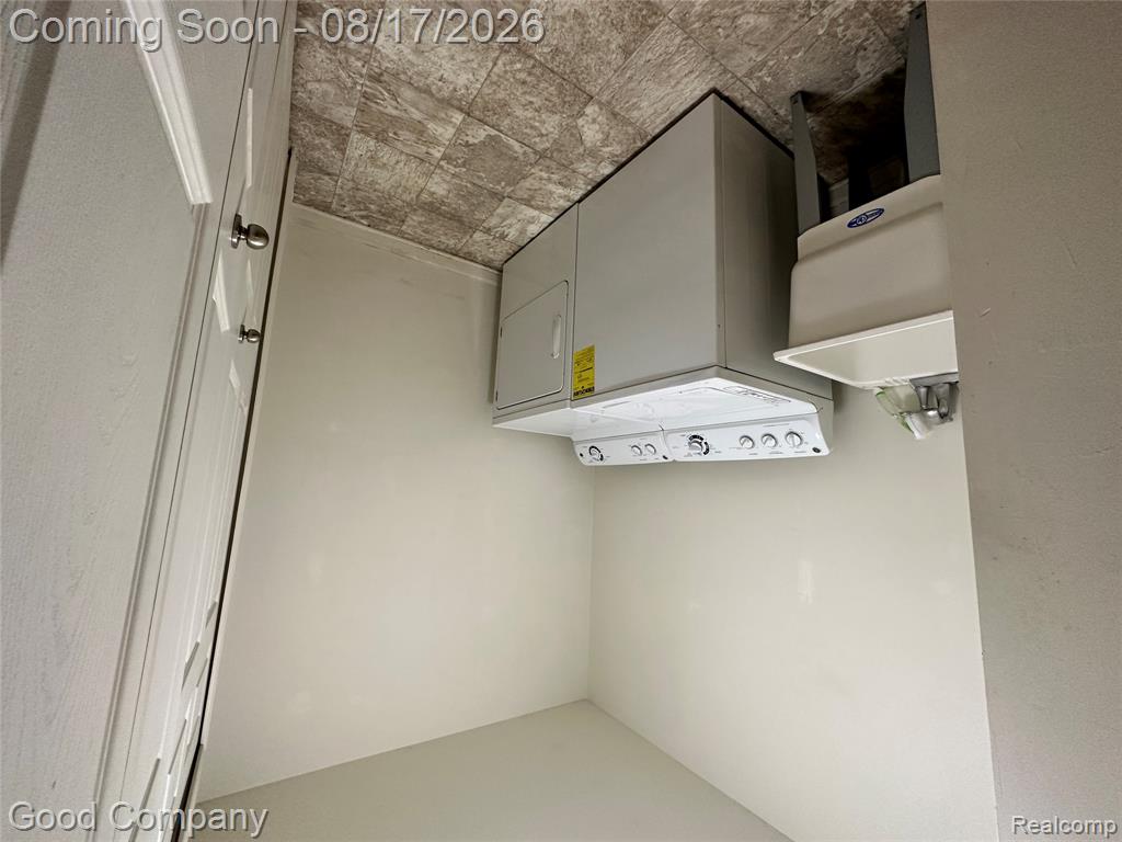 29603 Fox Run Circle Property Photo 7