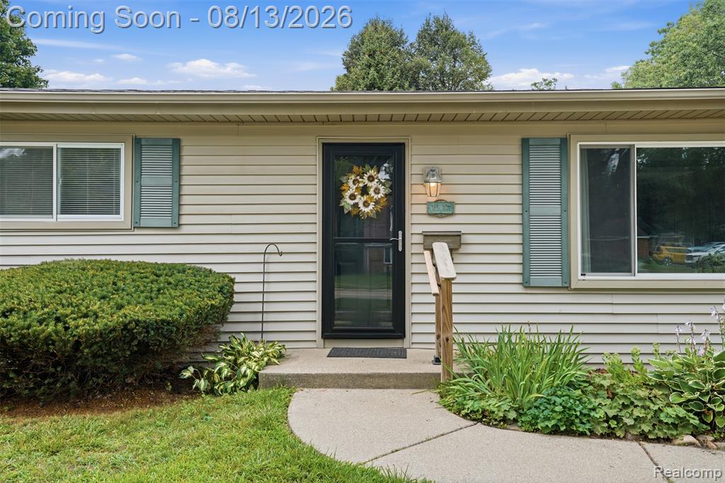 1217 E Commerce Street Property Photo 2