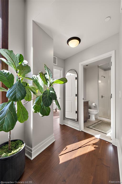 1 Park Avenue Property Photo 7