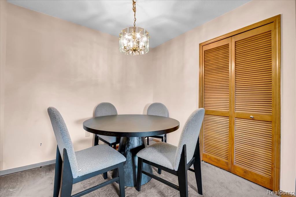 1395 Harbour Boulevard Property Photo 8