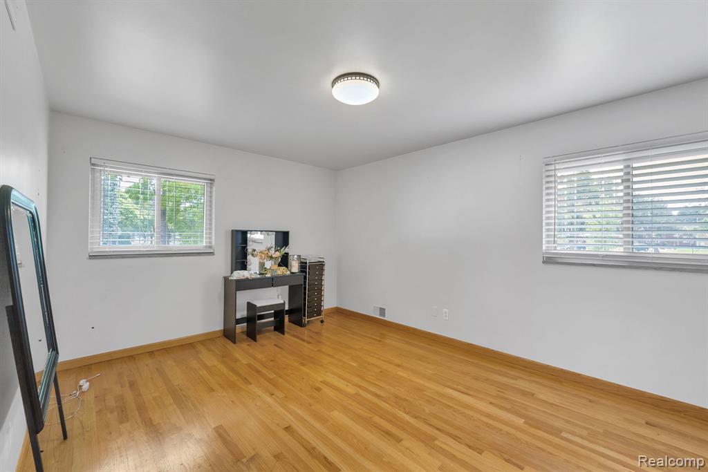 7771 Esper Boulevard Property Photo 29