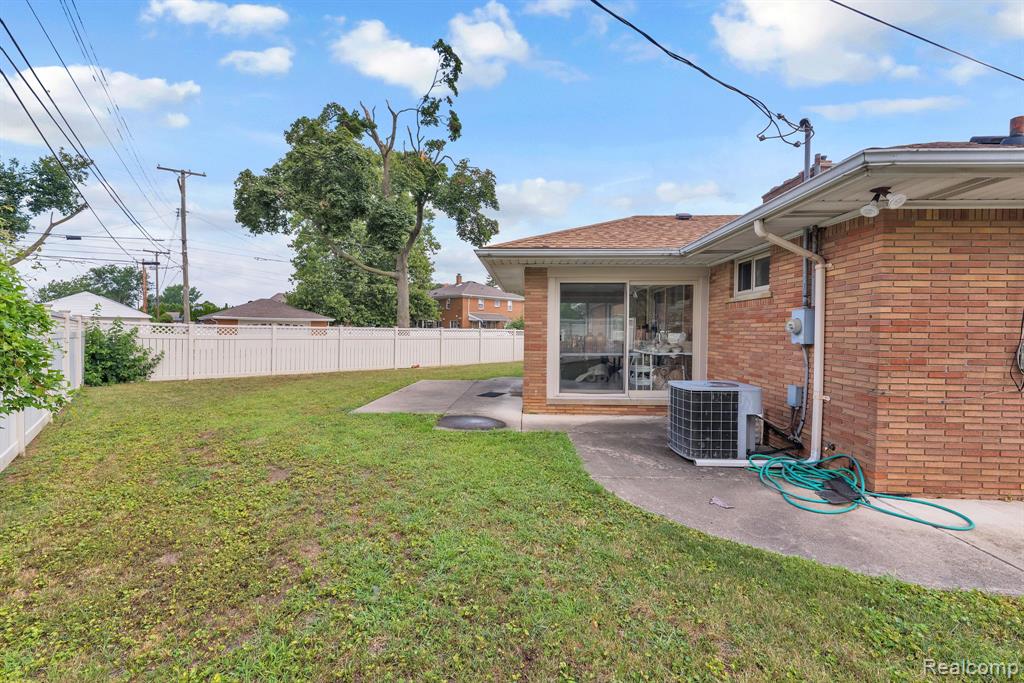 7771 Esper Boulevard Property Photo 46