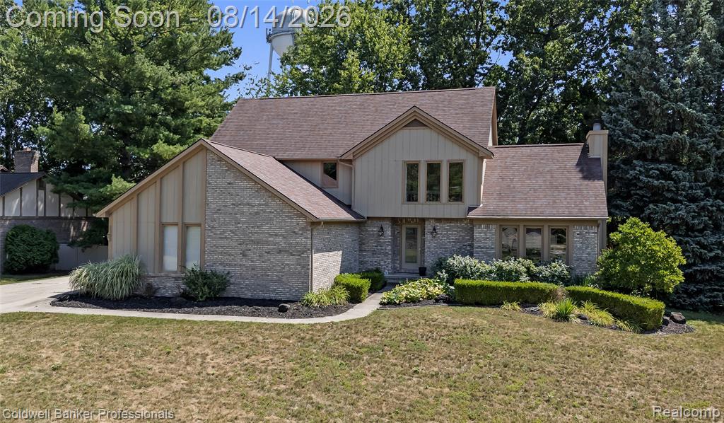 2385 Avondale Street Property Photo 1