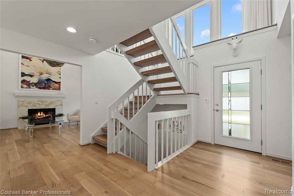 2385 Avondale Street Property Photo 12