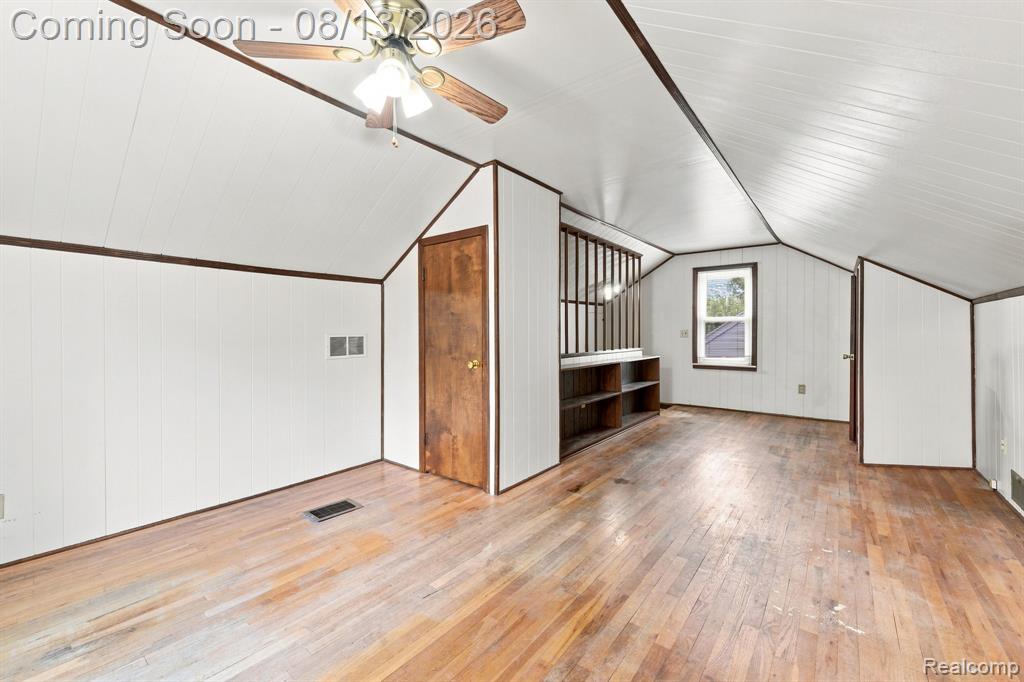 17612 Sprenger Avenue Property Photo 13