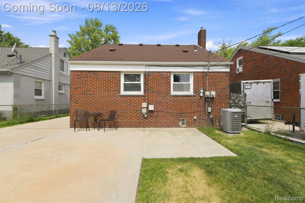 17612 Sprenger Avenue Property Photo 23