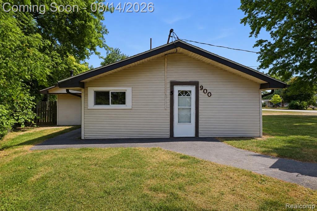 900 Tyler Road Property Photo 5