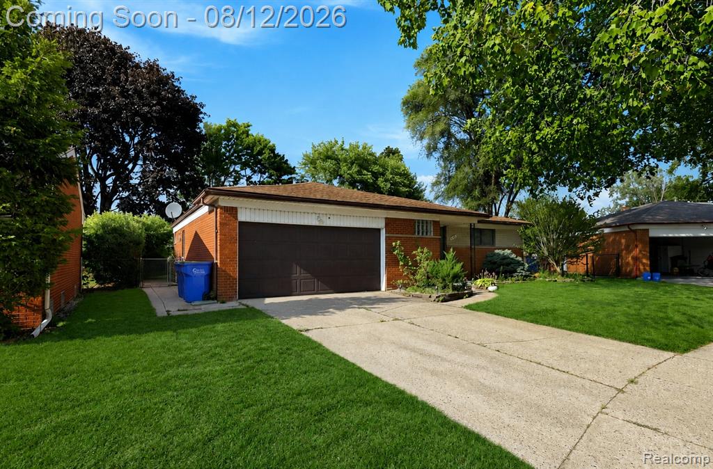5383 Gerald Street Property Photo 3