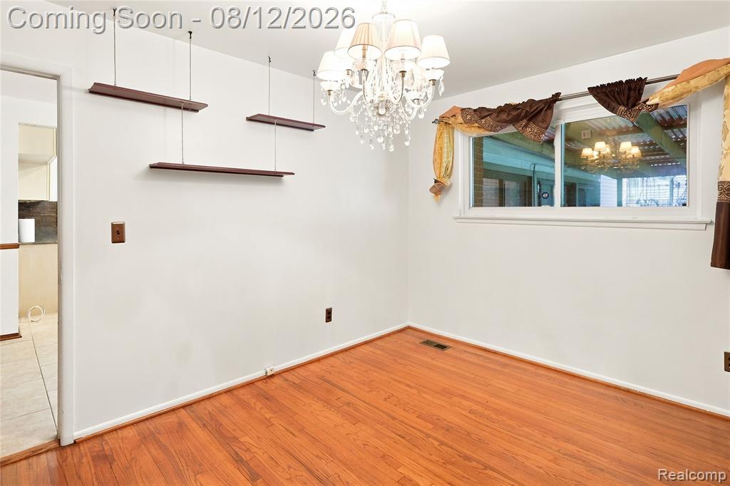 5383 Gerald Street Property Photo 11