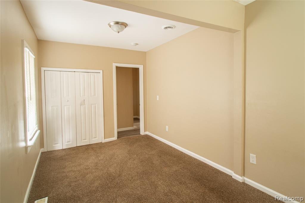 14874 Dolphin Street Property Photo 9