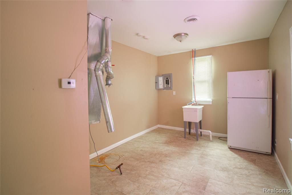 14874 Dolphin Street Property Photo 17