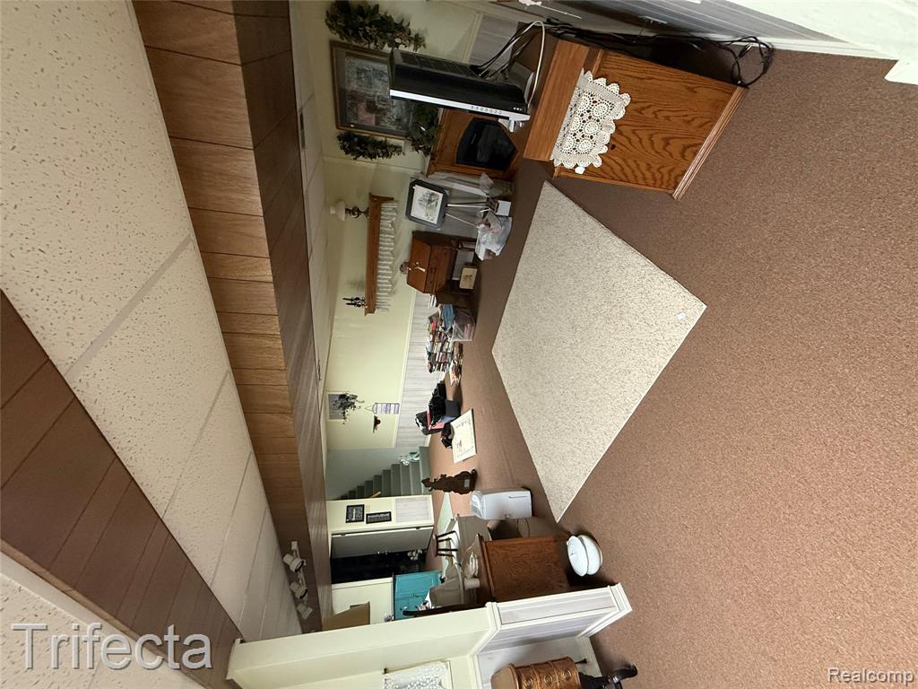 16019 Rivershore Lane Property Photo 11