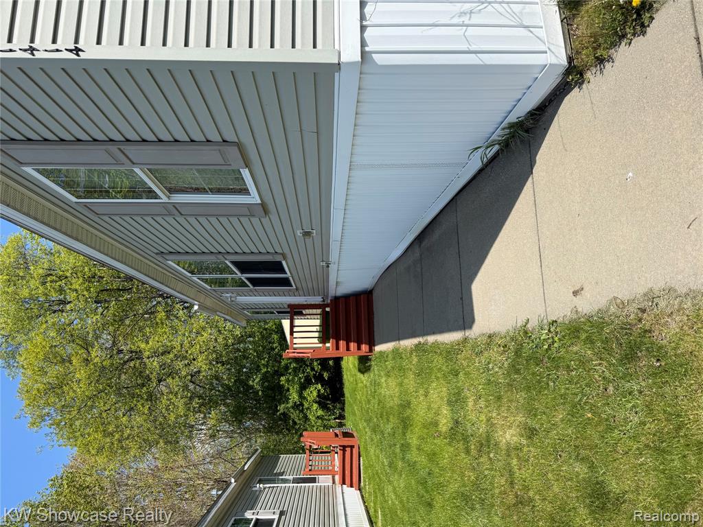 1414 Nardeer St. Property Photo 1