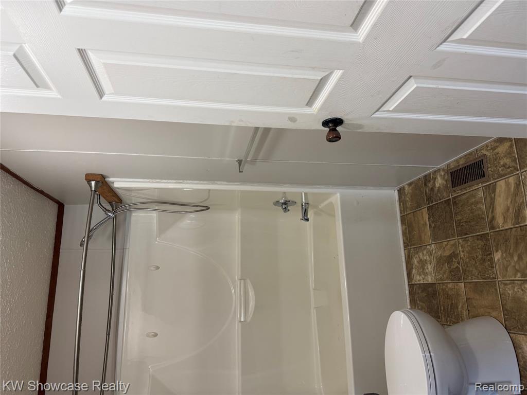 1414 Nardeer St. Property Photo 16