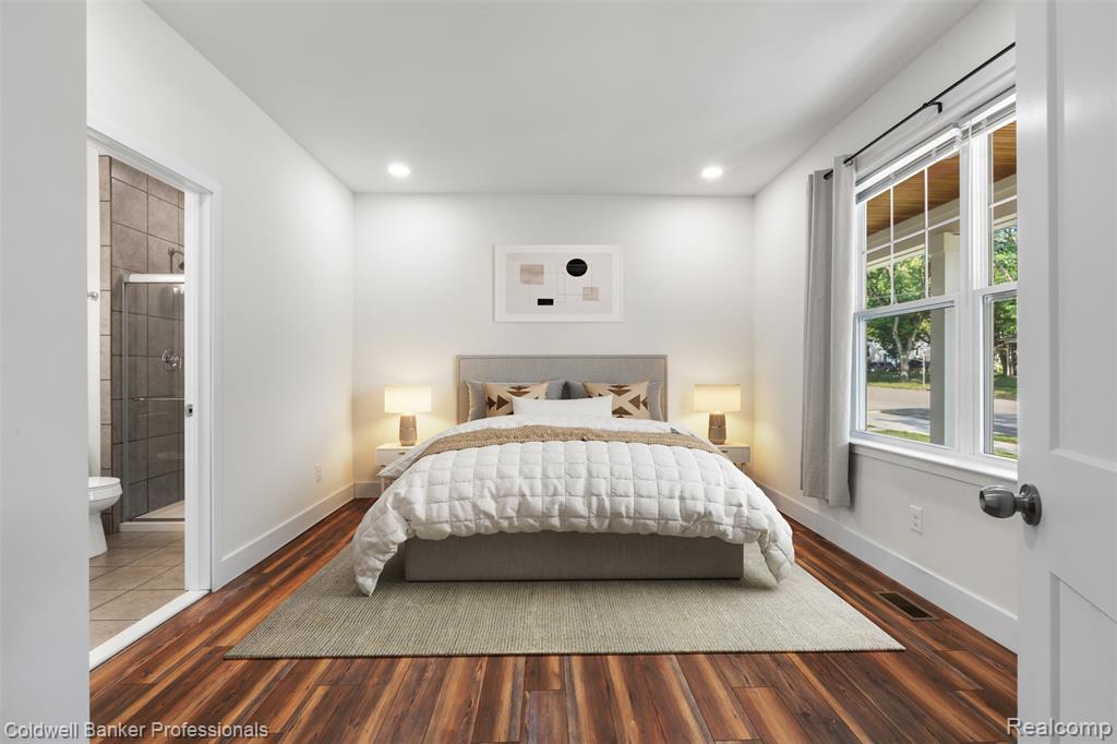 435 Hiscock Street Property Photo 19