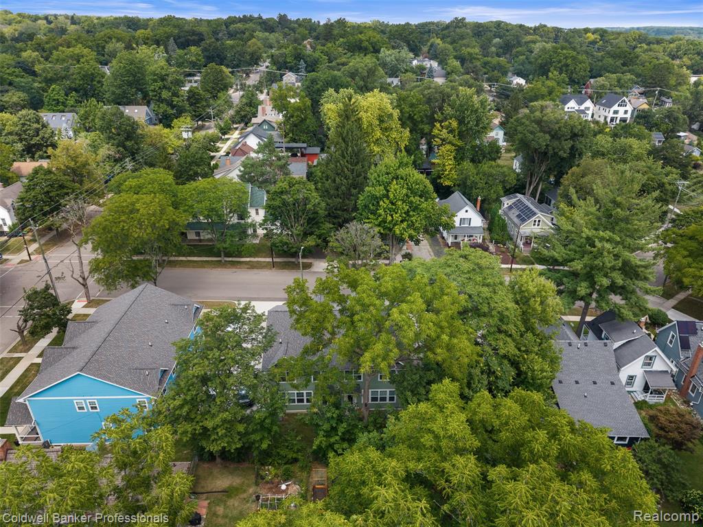 435 Hiscock Street Property Photo 49