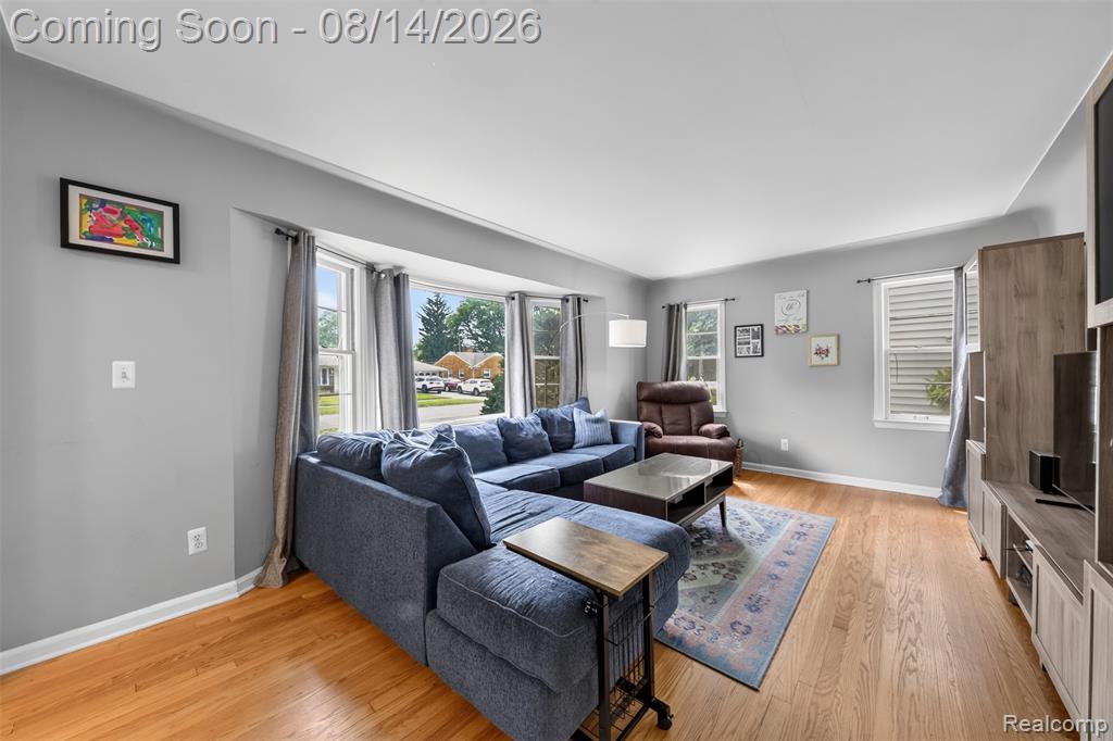 13953 Marion Property Photo 5