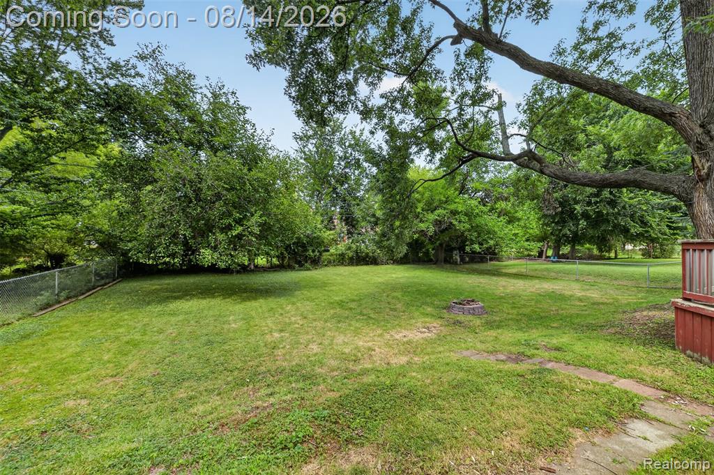 13953 Marion Property Photo 43