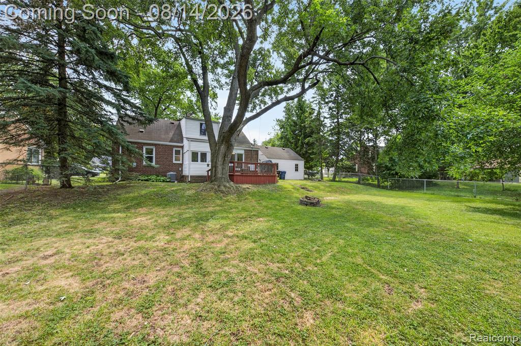 13953 Marion Property Photo 44