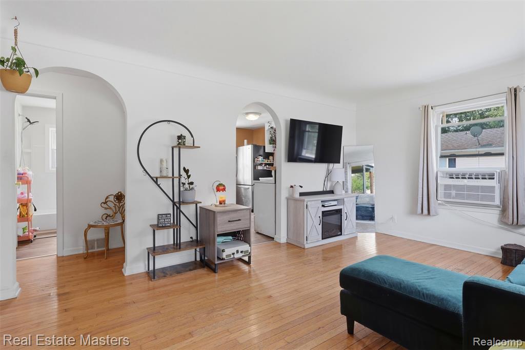 1014 Cypress Street Property Photo 11