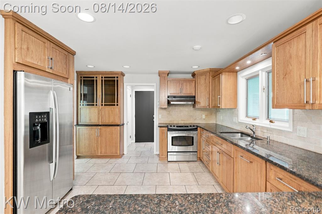 4966 Whispering Pine Lane Property Photo 19