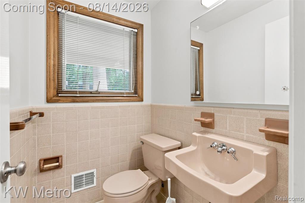 4966 Whispering Pine Lane Property Photo 25
