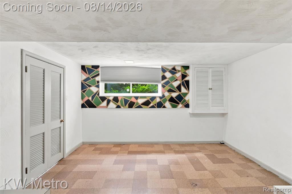 4966 Whispering Pine Lane Property Photo 32