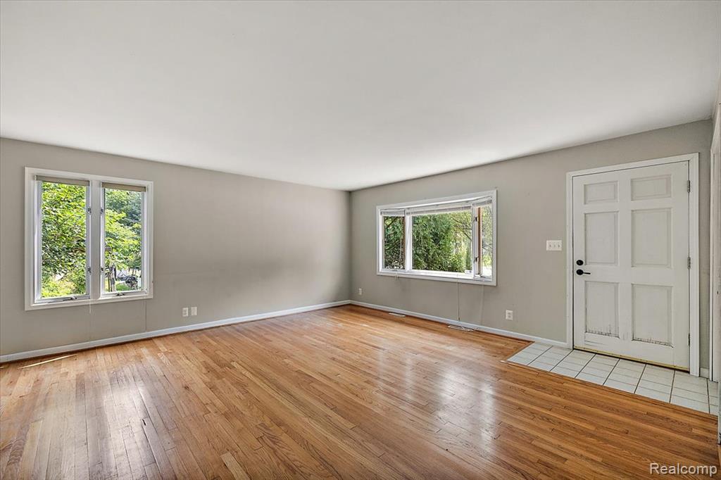 1754 Ruby Avenue Property Photo 8