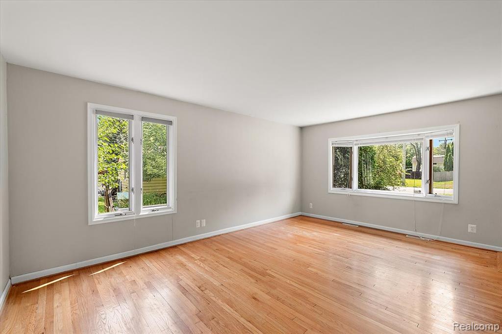 1754 Ruby Avenue Property Photo 14