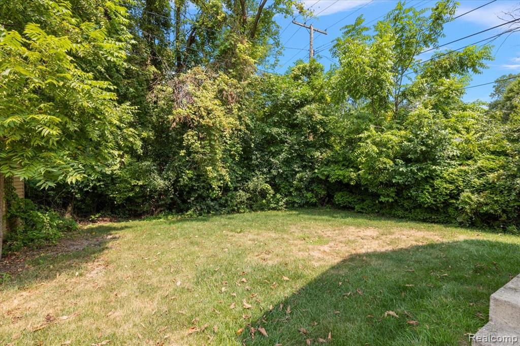 1754 Ruby Avenue Property Photo 46