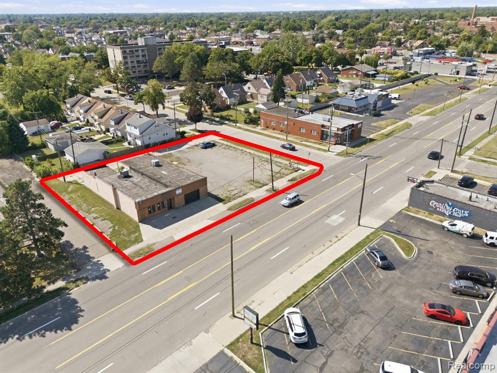 6901 Wyoming Avenue Property Photo 3