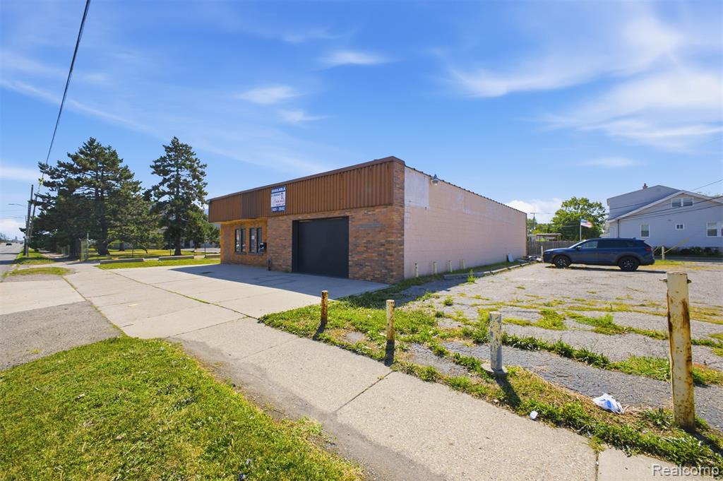 6901 Wyoming Avenue Property Photo 4