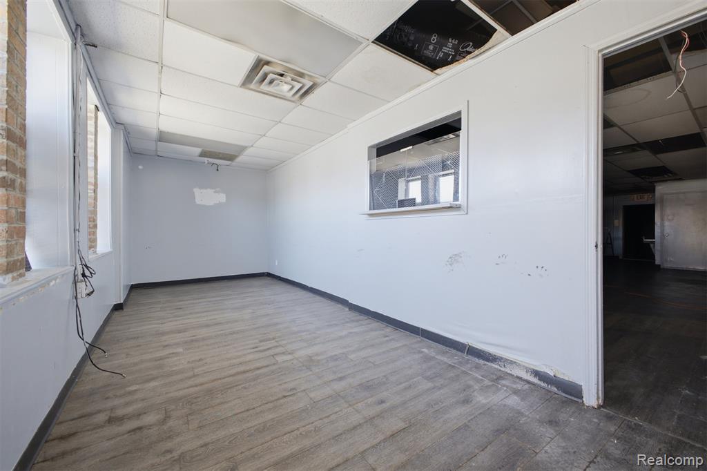 6901 Wyoming Avenue Property Photo 11