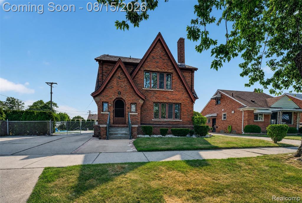 9235 Hubert Avenue Property Photo 1