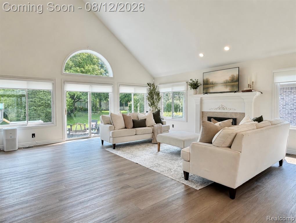 47130 Burning Tree Lane Property Photo 9