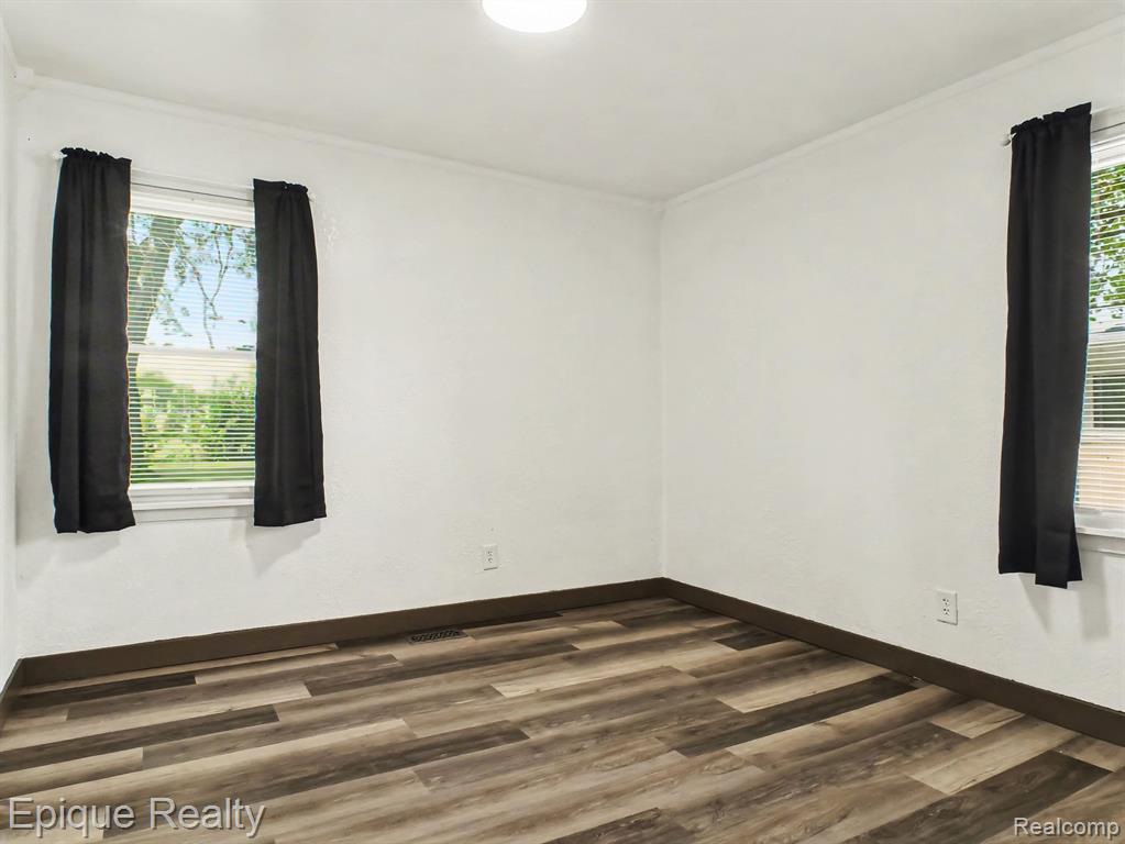 2789 Wellesley Drive Property Photo 11