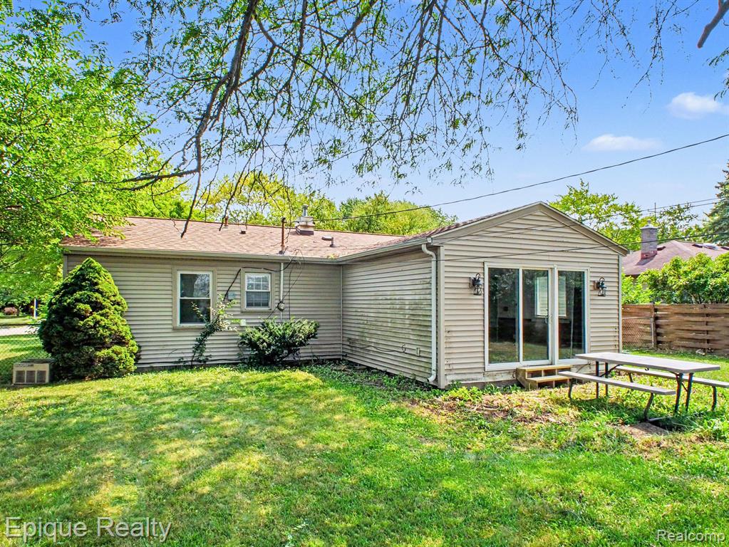 2789 Wellesley Drive Property Photo 14