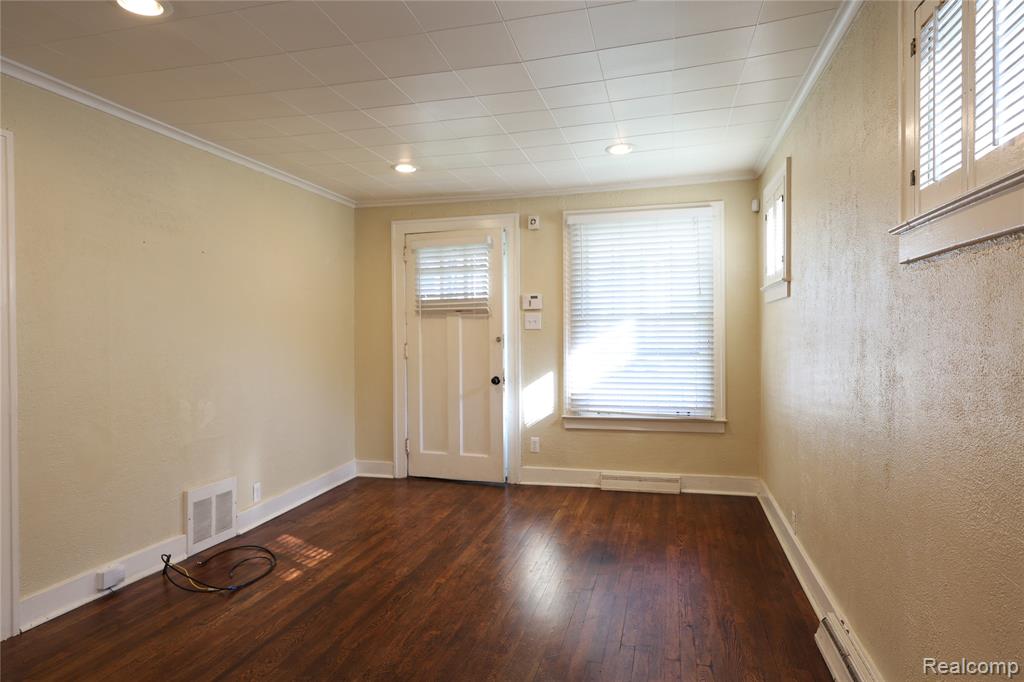 1244 Holland Street Property Photo 7