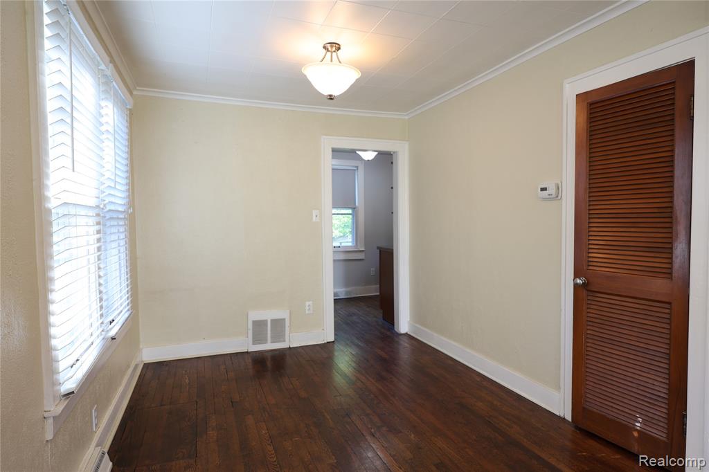 1244 Holland Street Property Photo 8