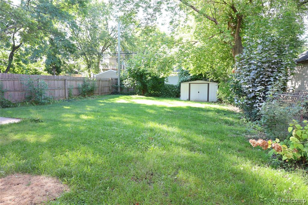 1244 Holland Street Property Photo 20