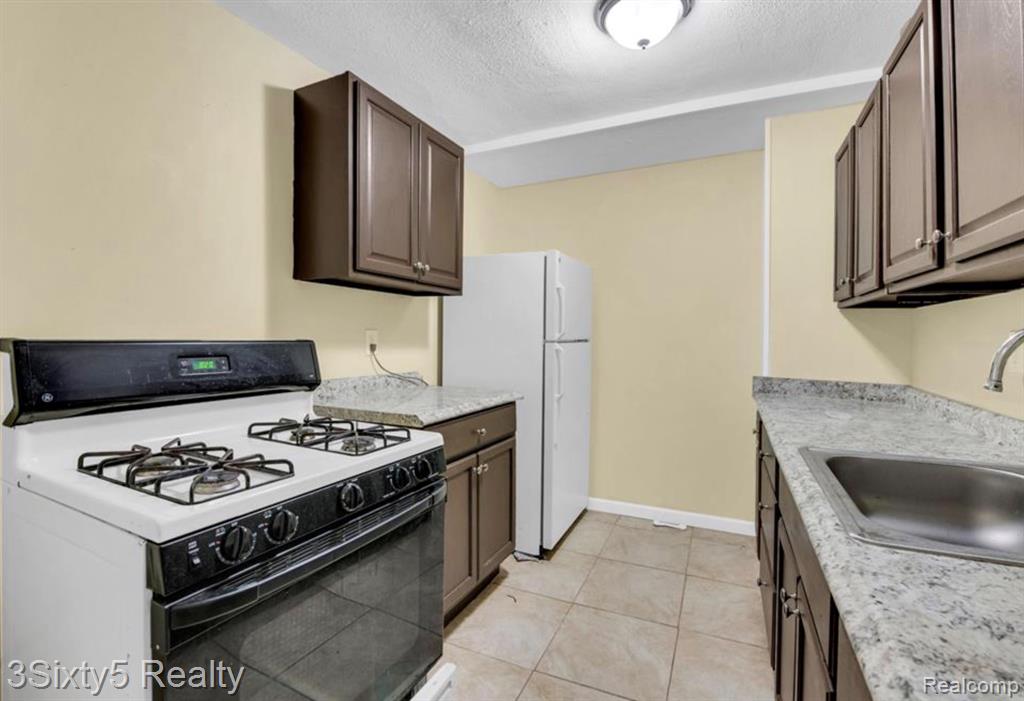 304 Goodell Street Property Photo 2
