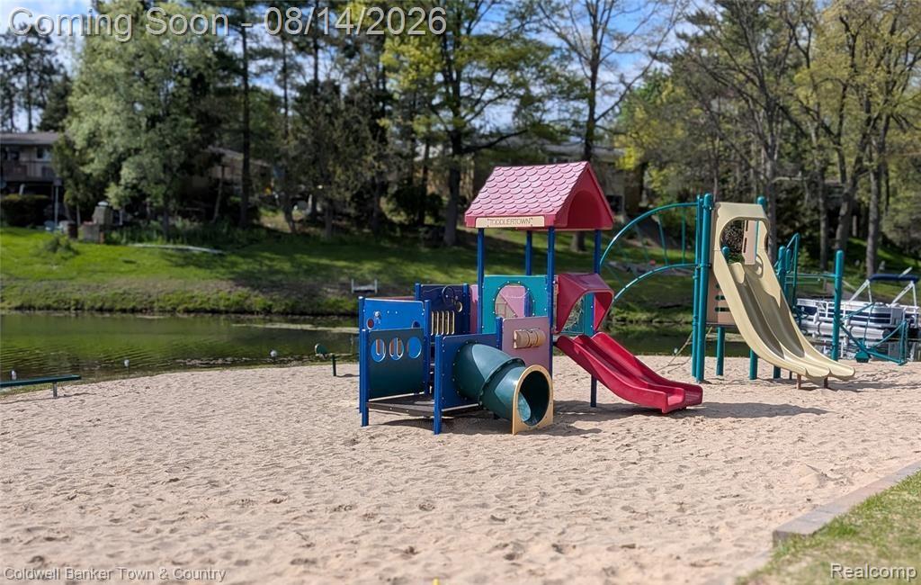 5134 Red Fox Drive Property Photo 34
