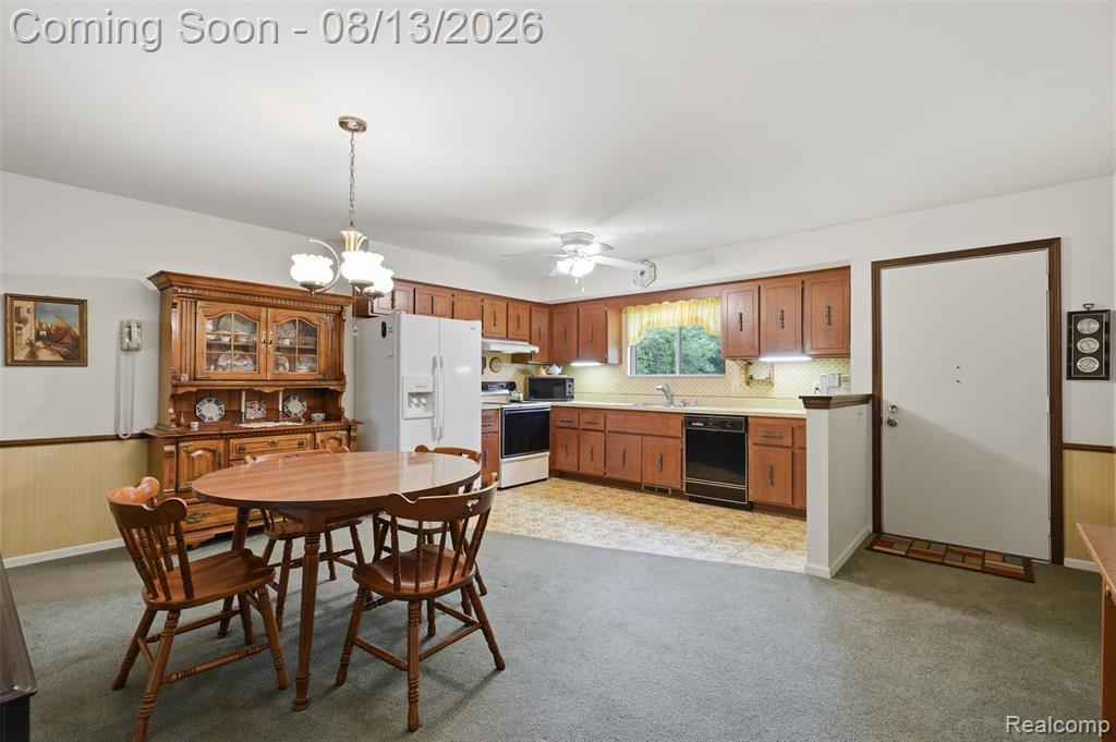 2742 Parkway Place Property Photo 8