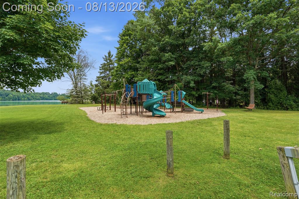2742 Parkway Place Property Photo 29