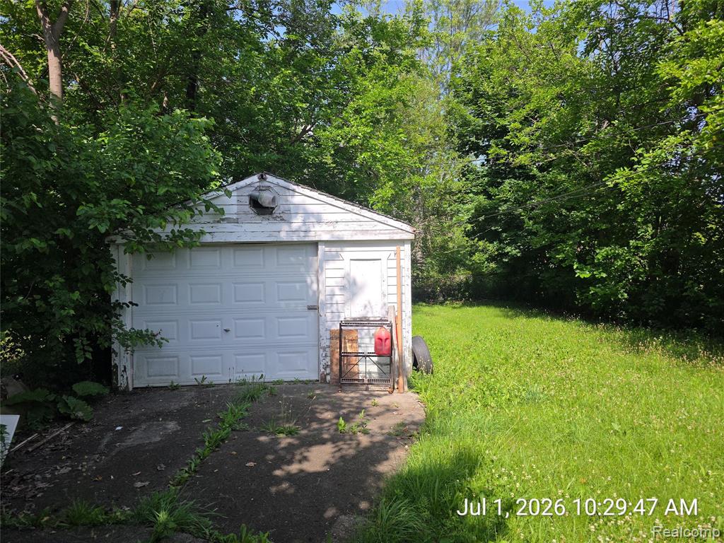 8499 Westwood Street Property Photo 4