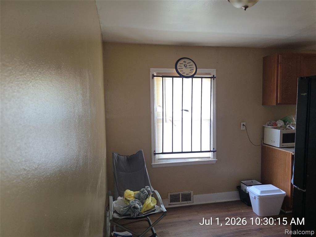 8499 Westwood Street Property Photo 9